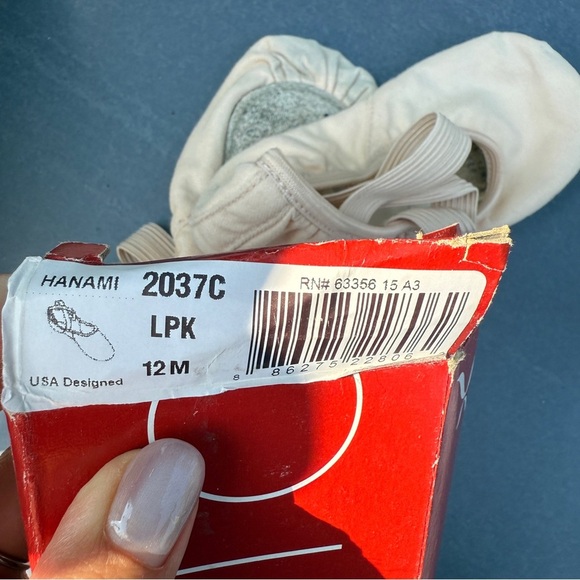 Capezio Girls Light Pink Canvas 12M Kids Ballet Shoes 🩰slippers - Picture 14 of 16